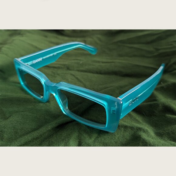 GANNI - Blue transparent rectangle sunglasses - Picture 2 of 6